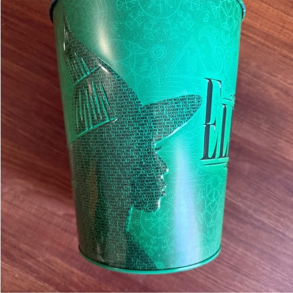 Elphaba Popcorn Tin - Picture 3 of 4